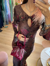 Carica l'immagine nel visualizzatore di Gallery, Abito Fantasia Caffè e Piuma Salmone