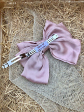 Carica l'immagine nel visualizzatore di Gallery, Fiocchi in raso, realizzati a mano, nella dimensione Maxi.