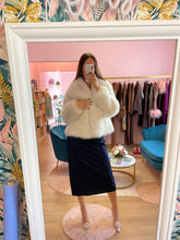 Carica l&#39;immagine nel visualizzatore di Gallery, Eco Fur Bianco Sporco
