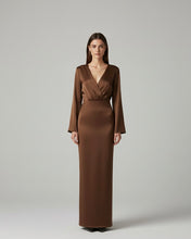 Carica l'immagine nel visualizzatore di Gallery, Abito Maxi Raso Cioccolato

