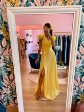 Carica l&#39;immagine nel visualizzatore di Gallery, Abito Giallo Canarino Principessa
