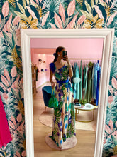 Carica l&#39;immagine nel visualizzatore di Gallery, Abito Chiffon Piume Bianco e Blu Fiori
