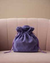 Carica l'immagine nel visualizzatore di Gallery, Candy Bag Velluto Costine Viola
