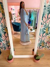Carica l'immagine nel visualizzatore di Gallery, Abito Celeste Mantella Chiffon
