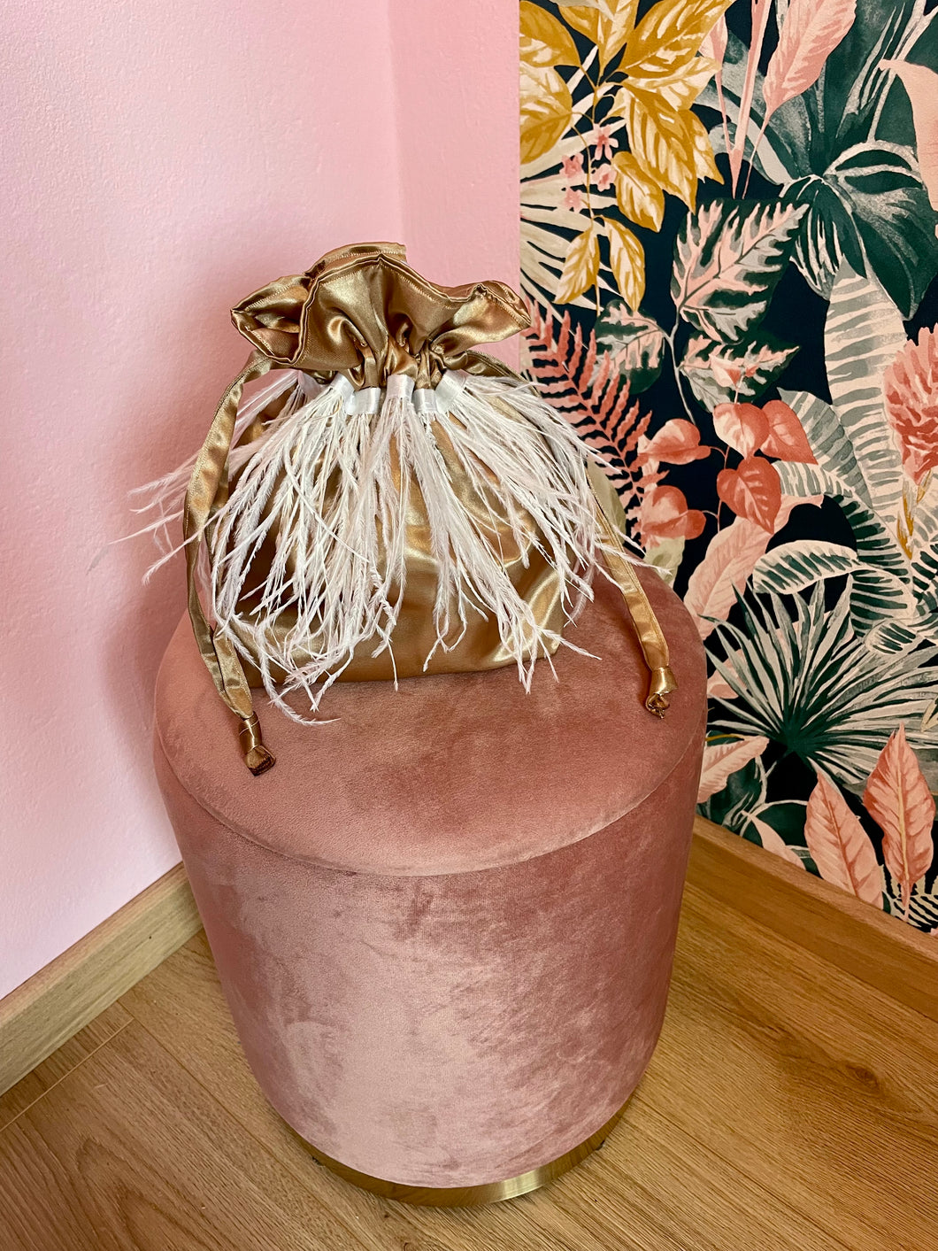 Candy Bag Raso Champagne e Piume Bianche