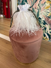 Carica l&#39;immagine nel visualizzatore di Gallery, Candy Bag Bianca Plumes
