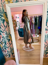 Carica l'immagine nel visualizzatore di Gallery, Abito Maxi Silver Lamè
