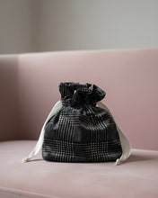 Carica l'immagine nel visualizzatore di Gallery, Candy Bag Ciniglia Pied De Poule

