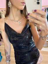Carica l'immagine nel visualizzatore di Gallery, Abito Venus Paillettes Nero Spalline Strass
