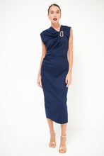 Carica l&#39;immagine nel visualizzatore di Gallery, Tubino Blu Navy Dettaglio Oro
