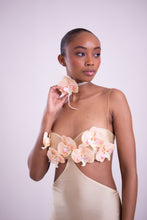 Carica l'immagine nel visualizzatore di Gallery, ORCHID CHOKER
