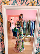 Carica l&#39;immagine nel visualizzatore di Gallery, Abito Chiffon Piume Bianco e Blu Fiori
