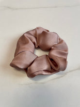 Carica l&#39;immagine nel visualizzatore di Gallery, Pink Box &quot;Ti voglio bene!&quot;
