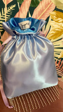 Carica e avvia il video nel visualizzatore di galleria, Candy Bag Azzurra Strass
