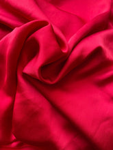 Carica l&#39;immagine nel visualizzatore di Gallery, Olympia Dress Strass
